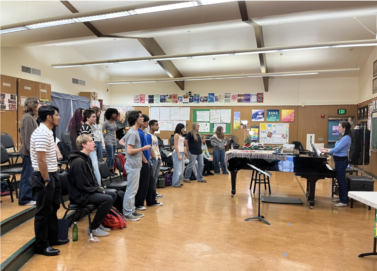 SBHS choir practicing during their third period class.
Image credit: Eli Prunckle